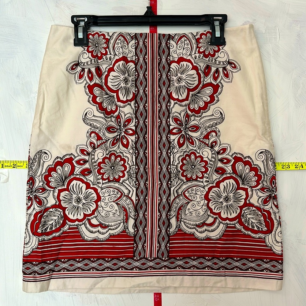 Loft floral design straight skirt